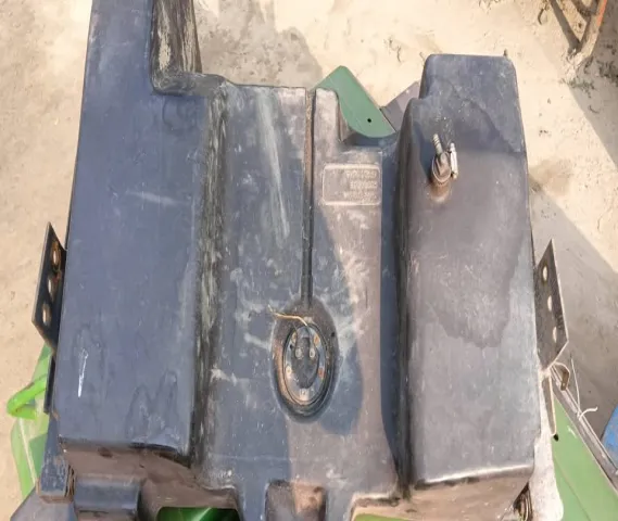 John Deere Dijal tank