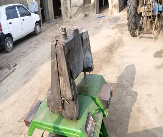 John Deere Dijal tank