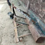 कुली  मात्र 9 हजार रुपए में